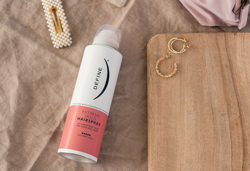 Define hårprodukter extreme hold hairspray